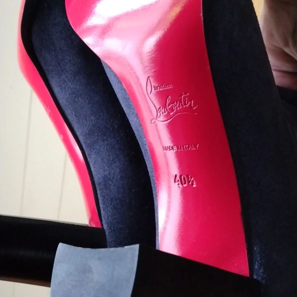 CHRISTIAN LOUBOUTIN SUEDE BOOTS SZ.40 1/2 - Picture 8 of 11